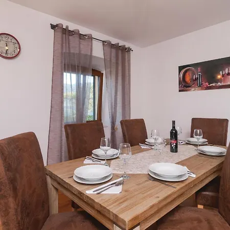 Amazing In With Kitchen
